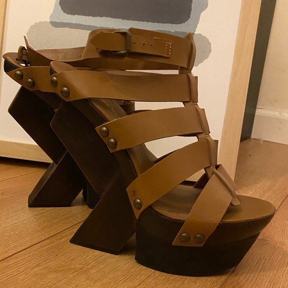 United Nude Tan Wedge - Picture 1 of 5